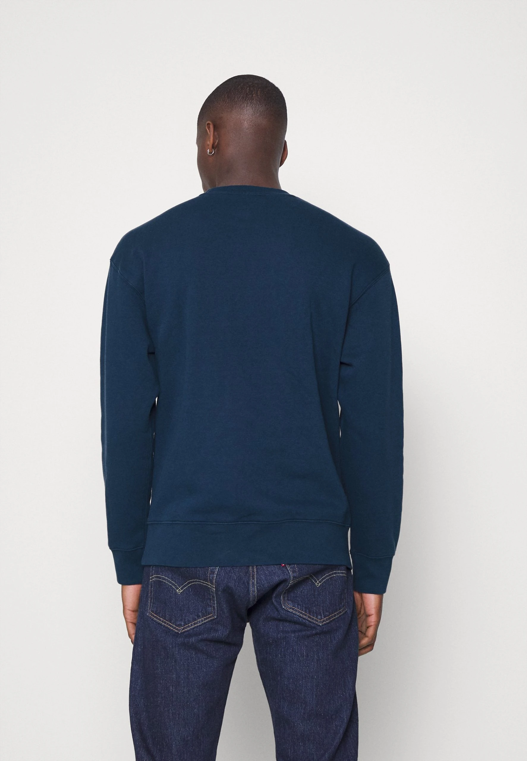 Levi's Relaxed Graphic Crew Unsiex - Sweatshirt - Blue – Image 3