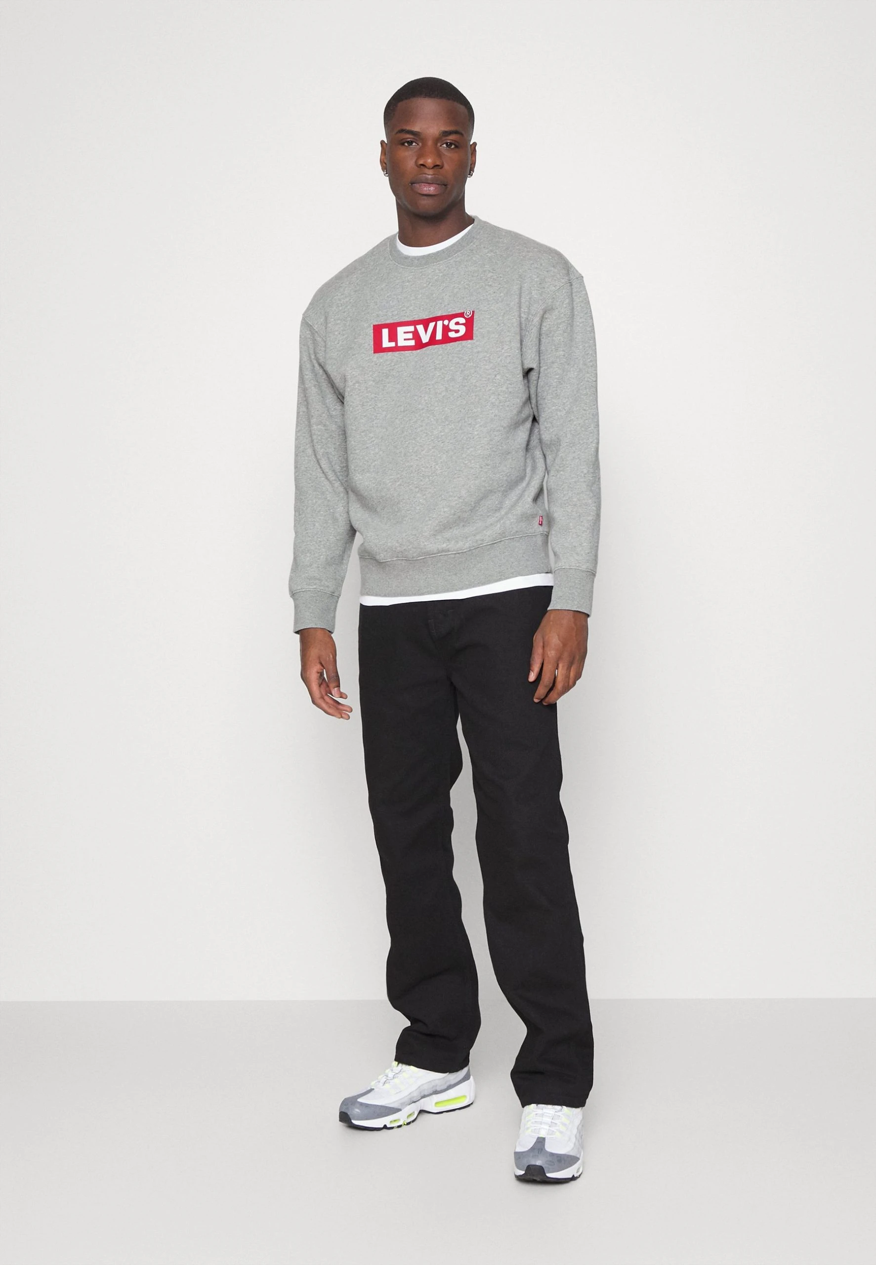 Levi's Relaxed Graphic Crew Unsiex - Sweatshirt - Grey – Image 2