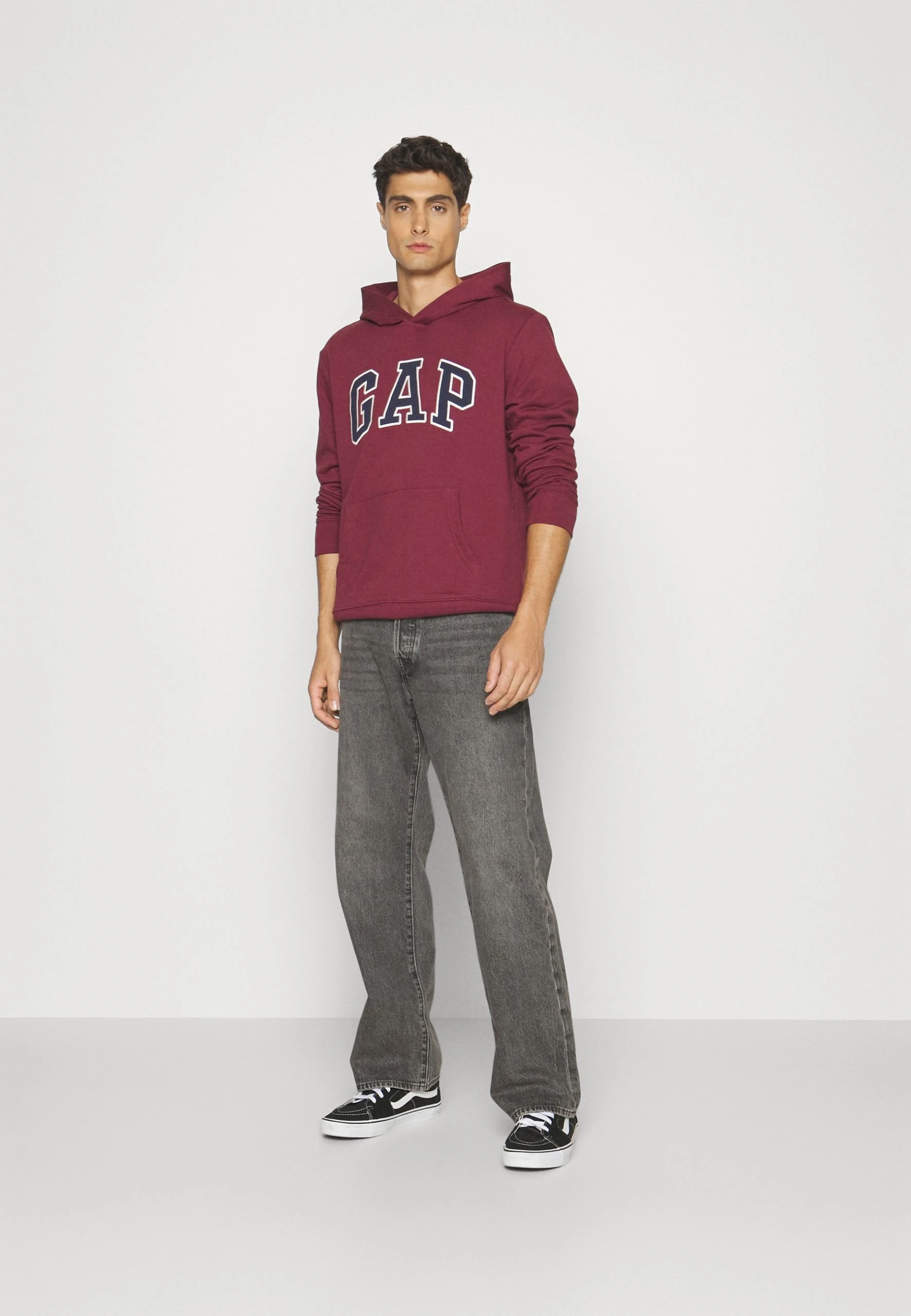 GAP Arch - Sweat À Capuche - Dark Red – Image 2