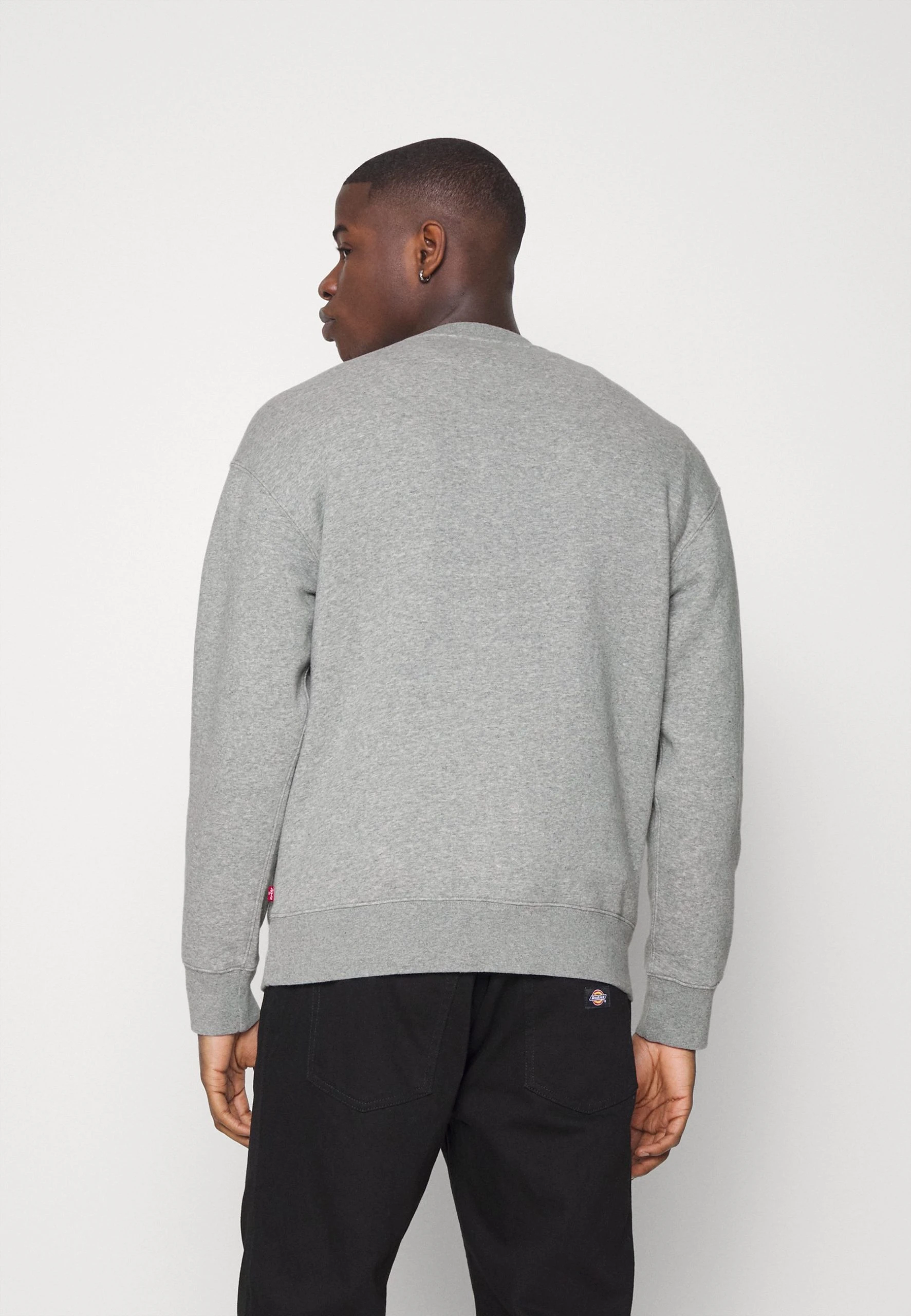 Levi's Relaxed Graphic Crew Unsiex - Sweatshirt - Grey – Image 3