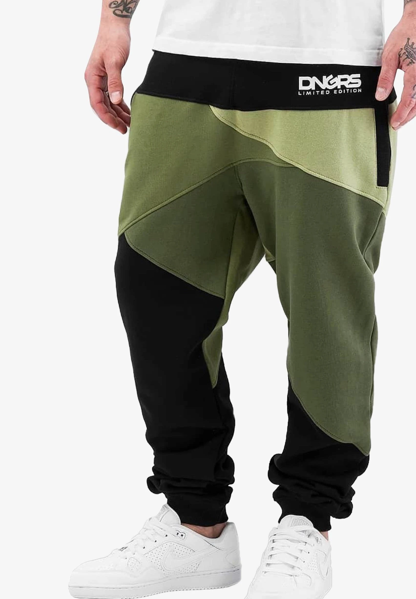 URBAN CLASSICS Dngrs Locotay - Pantalon De SurvĂȘtement - Olive Black